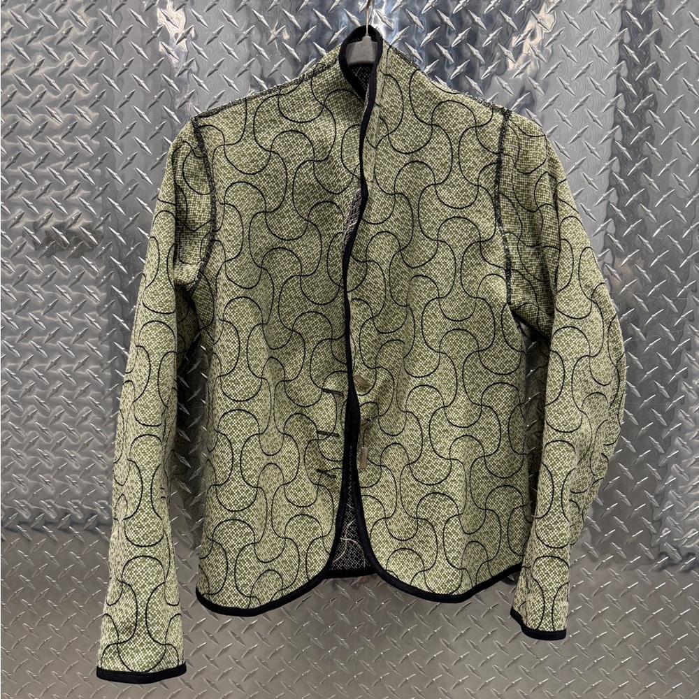 Dual-sided Women's Jacket - Picture 5 of 8